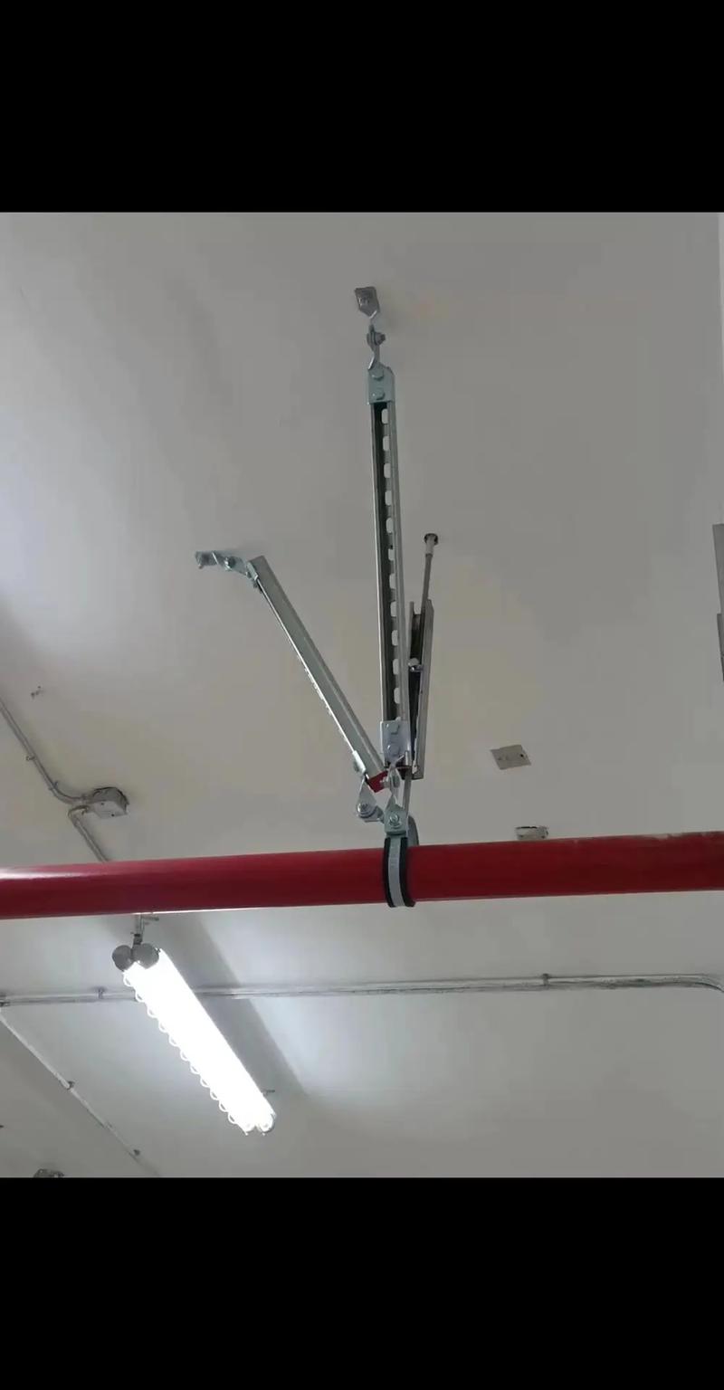 #抗震支架 #暖通工程 #消防排煙工程 #施工現(xiàn)場實拍 #工